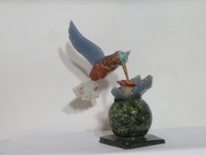 Hummingbird on Small Ball Large