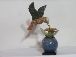 Hummingbird on Small Ball Large