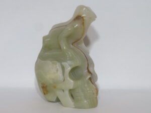 Agate Skull with Frog Onyx